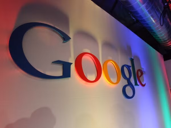 Alphabet Inc. chính thức “soán ngôi” của Apple ảnh 1
