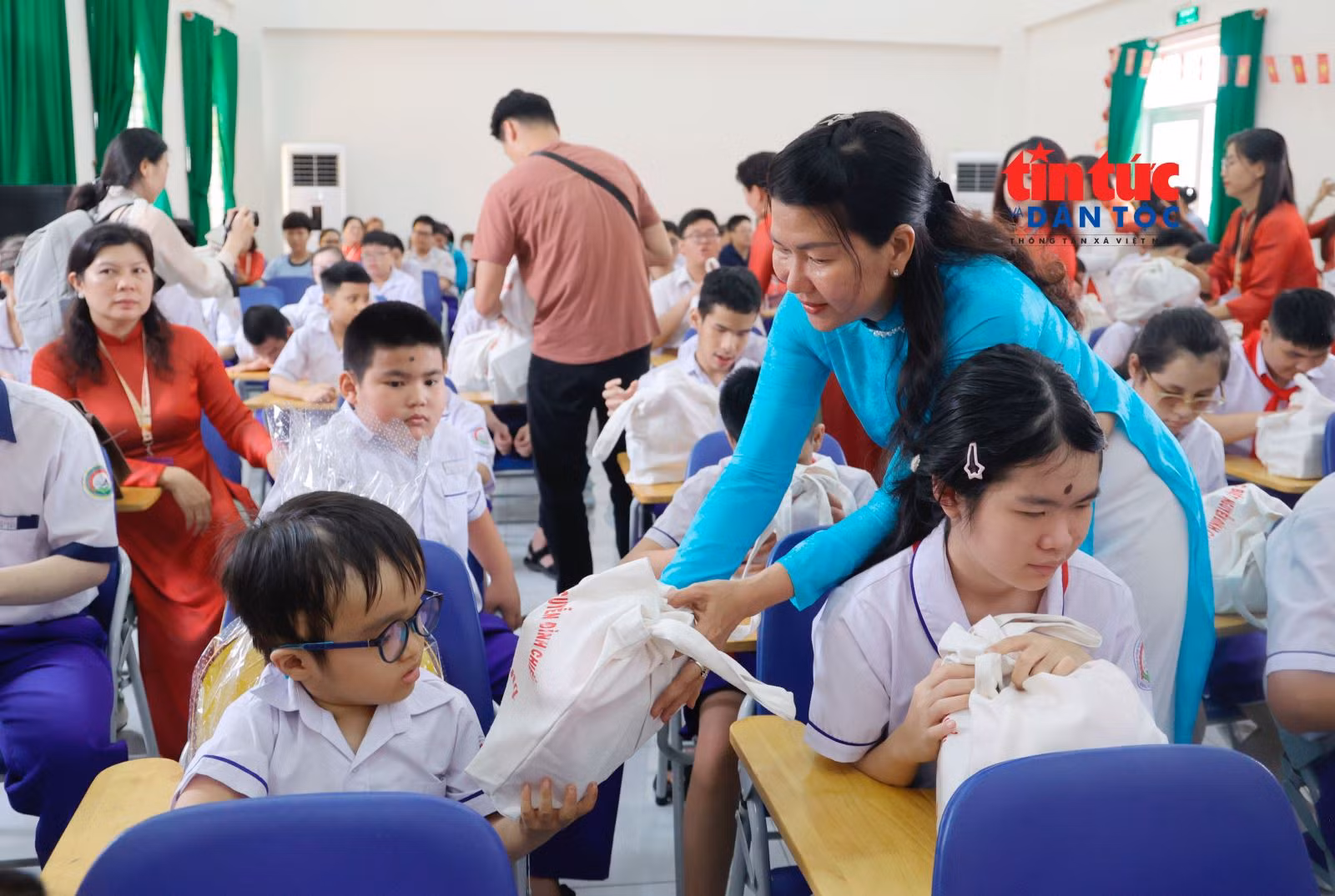 Chú thích ảnh
