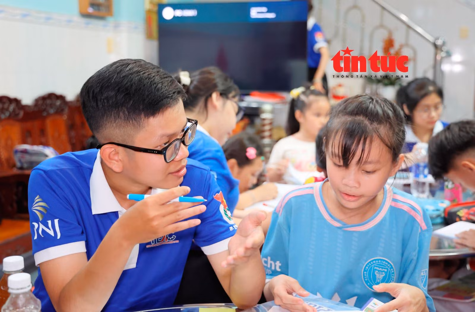 Chú thích ảnh