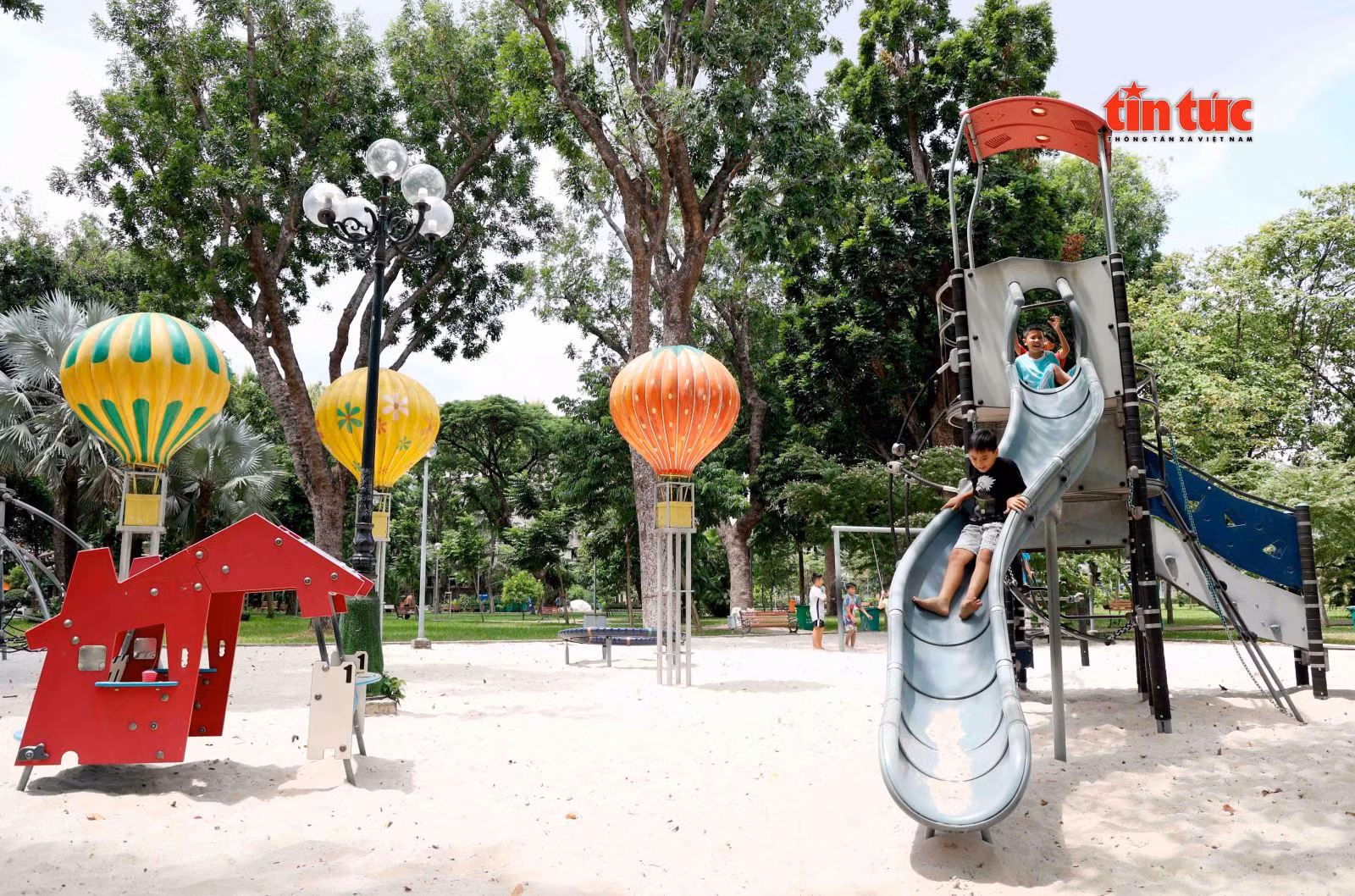 Chú thích ảnh