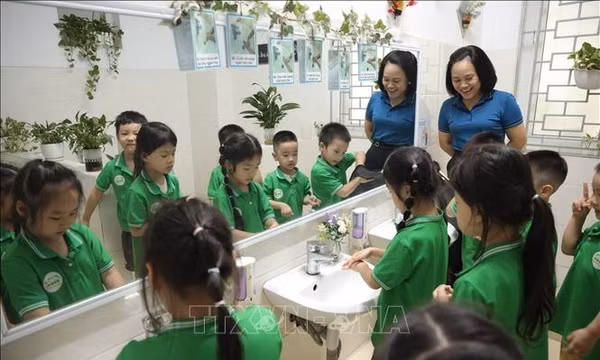 Bệnh tay chân miệng tăng: Phòng ngừa và phát hiện sớm tại trường học