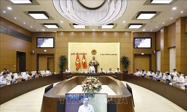 Chủ tịch Quốc hội chủ trì Hội nghị BTV Đảng uỷ Quốc hội với Đoàn đại biểu Quốc hội các tỉnh thành