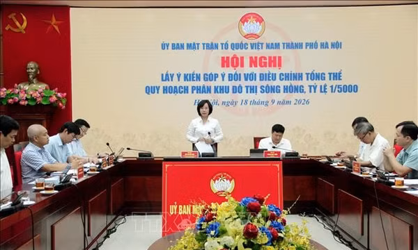 Phát huy quyền làm chủ của nhân dân trong góp ý quy hoạch sông Hồng