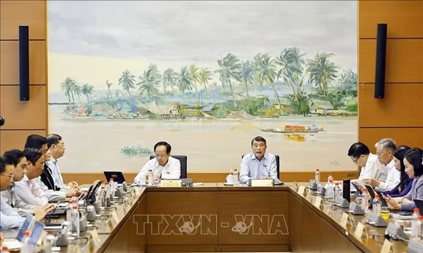 Gỡ điểm nghẽn pháp lý, khơi thông nguồn lực cho phát triển KT-XH