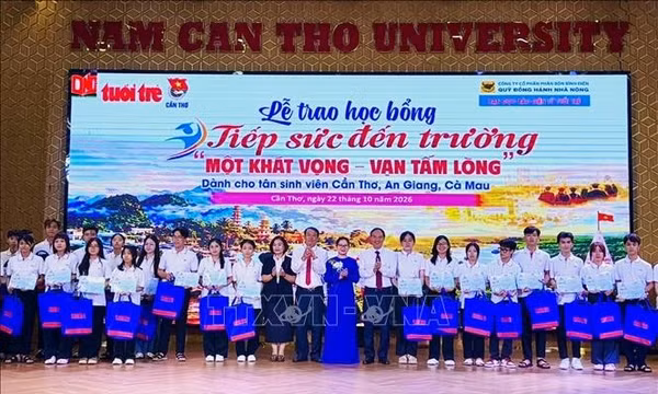 Học bổng 'Tiếp sức đến trường': Một khát vọng - Vạn tấm lòng