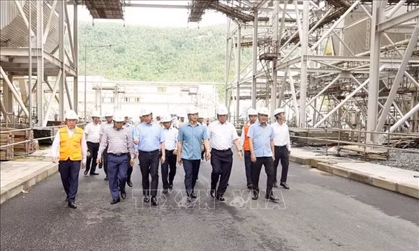 Đặt mốc mới cho các dự án tại Trung tâm Điện lực Quảng Trạch