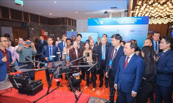 Trí tuệ nhân tạo là động lực quan trọng thúc đẩy đổi mới mô hình tăng trưởng