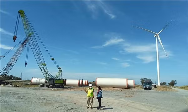 Nghị quyết 70-NQ/TW: Chuyển dịch kinh tế xanh từ năng lượng tái tạo