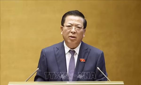 Bộ trưởng Bộ Xây dựng: Không được 'nhận cọc' khi dự án chưa đủ điều kiện bán