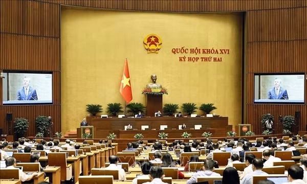Bên lề Kỳ họp thứ hai, Quốc hội khóa XVI: Sửa Luật Chứng khoán để khơi thông vốn, tăng trưởng hai con số