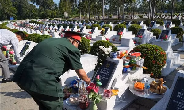 Gần nửa thế kỷ mong đợi, đón liệt sĩ trở về quê hương