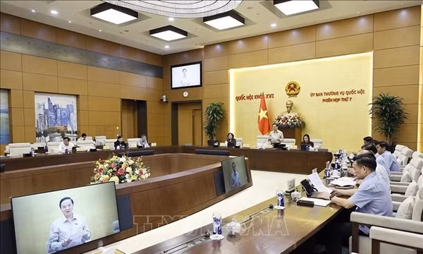 UBTV Quốc hội cho ý kiến sửa Luật Nhà ở, Luật Kinh doanh bất động sản