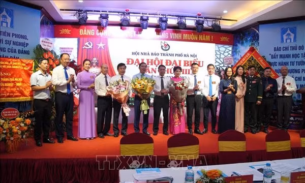 Xây dựng đội ngũ nhà báo tinh gọn, mạnh, hiện đại, chuyên nghiệp