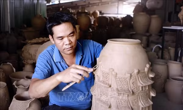 Hồn cốt làng nghề - sức mạnh của công nghiệp văn hóa