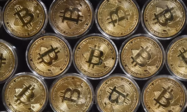 Đồng tiền kỹ thuật số Bitcoin. Ảnh minh họa: AFP/TTXVN (Không được phép sử dụng, chia sẻ bởi bên thứ ba)