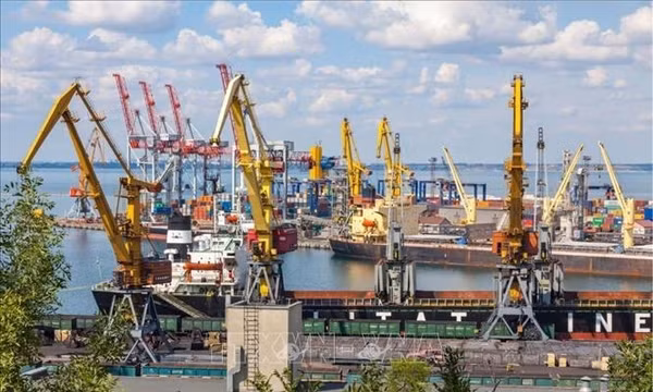 Cảng hàng hóa ở thành phố Odessa, Ukraine. Ảnh: Adobe Stock/TTXVN