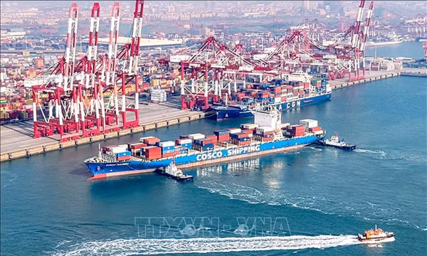 Quang cảnh cảng hàng hóa tại tỉnh Sơn Đông, Trung Quốc. Ảnh minh họa: THX/TTXVN