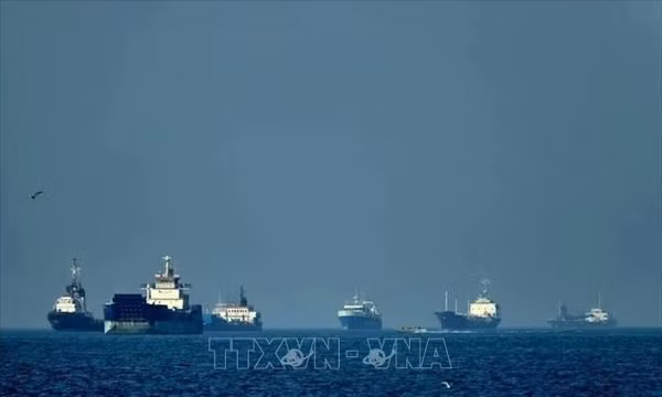 Quang cảnh Eo biển Hormuz. Ảnh: IRNA, THX/TTXVN phát