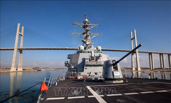 Tàu khu trục USS Laboon của Mỹ. Ảnh: AFP/TTXVN (Không được phép chia sẻ, khai thác bởi bên thứ ba).