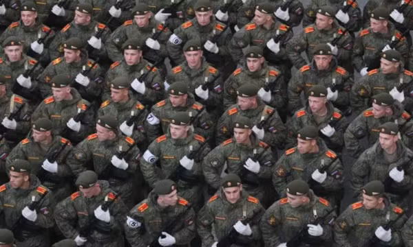 Nga triển khai 35.000 vệ binh quốc gia chống du kích Ukraine