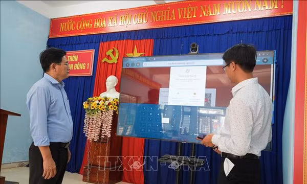 Gỡ điểm nghẽn để chính quyền gần dân - Bài 1: Nhiều cách làm sáng tạo