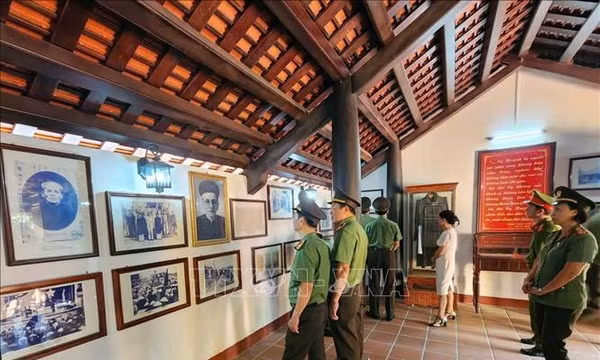 Kỷ niệm 150 năm ngày sinh cụ Huỳnh Thúc Kháng với chuỗi hoạt động đặc sắc