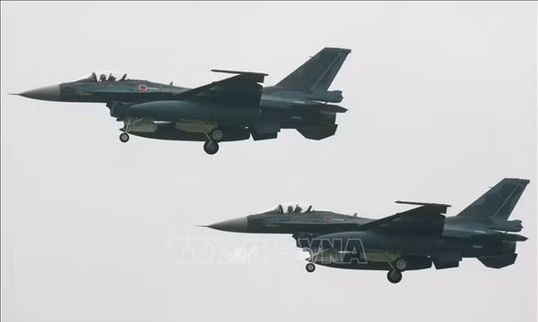 Máy bay chiến đấu F-2 tại căn cứ không quân Hyakuri ở tỉnh Ibaraki, phía bắc thủ đô Tokyo, Nhật Bản. Ảnh minh họa: AFP/TTXVN (Không được sử dụng, chia sẻ bởi bên thứ ba)