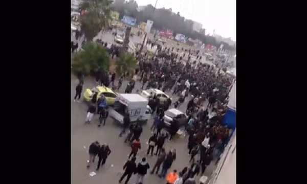 Người dân Syria chạy khỏi thành phố Homs do lo ngại bất ổn