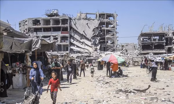Quang cảnh hoang tàn ở Gaza do xung đột Israel - Hamas. Ảnh: THX/TTXVN
