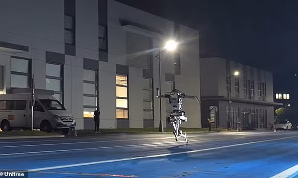 Robot Trung Quốc chạy nhanh hơn Usain Bolt: Bước tiến công nghệ và bài toán với Việt Nam