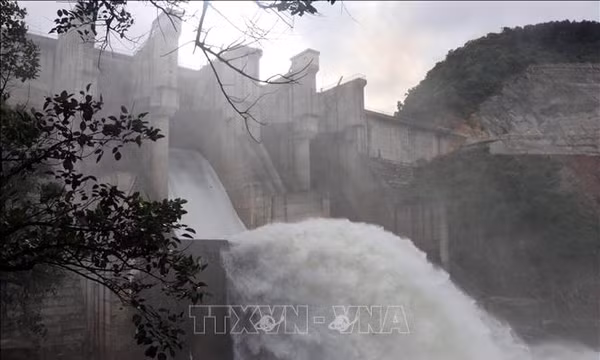 Vận hành điều tiết hồ chứa thủy điện Hương Điền