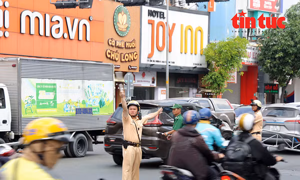 Điều chỉnh giao thông để thi công metro Bến Thành - Tham Lương