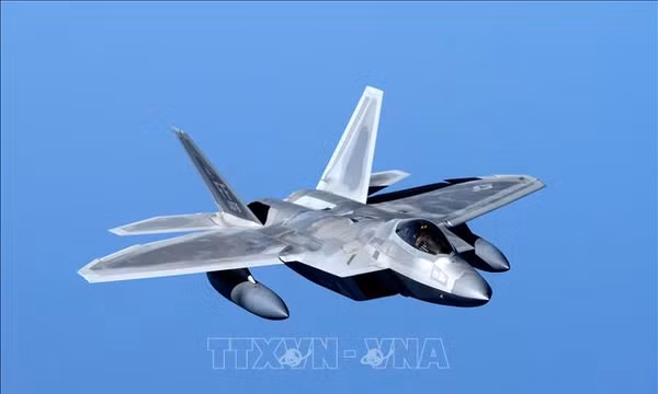 Máy bay chiến đấu F-22 Raptor của Không lực Mỹ. Ảnh tư liệu: AFP/TTXVN (Không được sử dụng, chia sẻ bởi bên thứ ba)