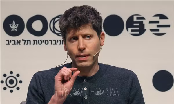 Ông Sam Altman phát biểu tại Đại học Tel Aviv ở thành phố Tel Aviv, Israel ngày 5/6/2023. Ảnh: AFP/TTXVN