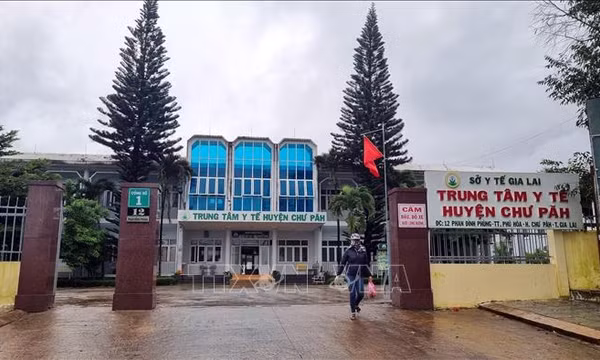 Khẩn trương chuẩn bị đầu tư nâng cấp 25 trạm y tế vùng khó khăn