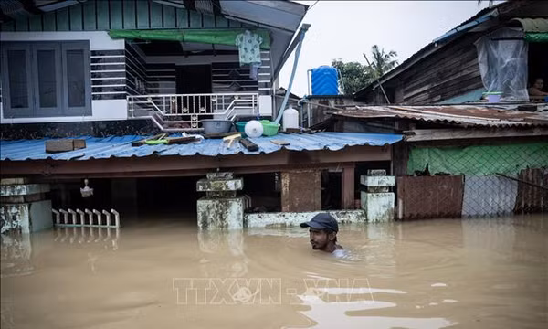 Mưa lũ gây nhiều thương vong tại Myanmar và Thái Lan