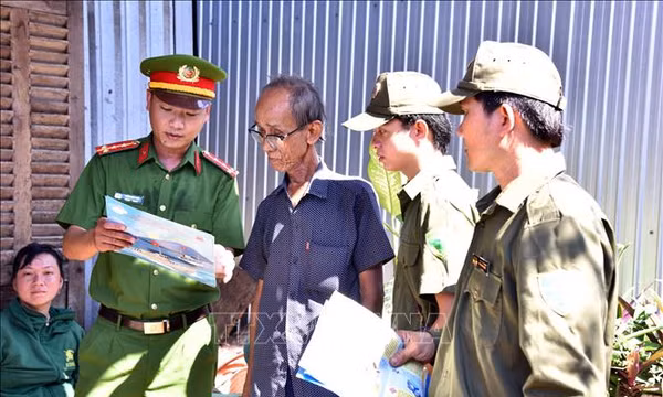 Hơn 2.500 điển hình 'Dân vận khéo' trong Đảng bộ Chính phủ