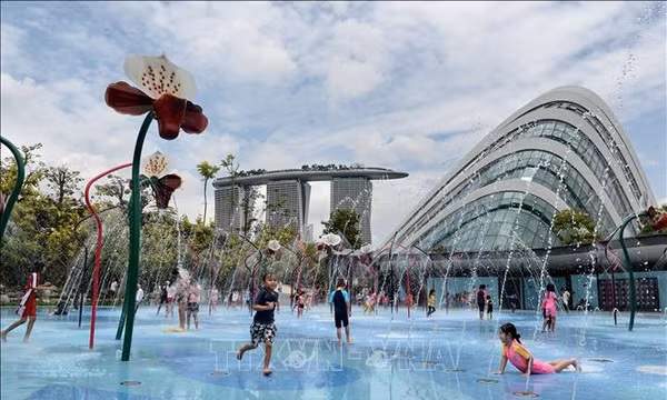 Dân số Singapore tăng lên mức 6,21 triệu người