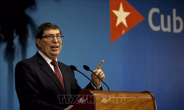 Cuba phản ứng trước biện pháp hạn chế mới của Mỹ