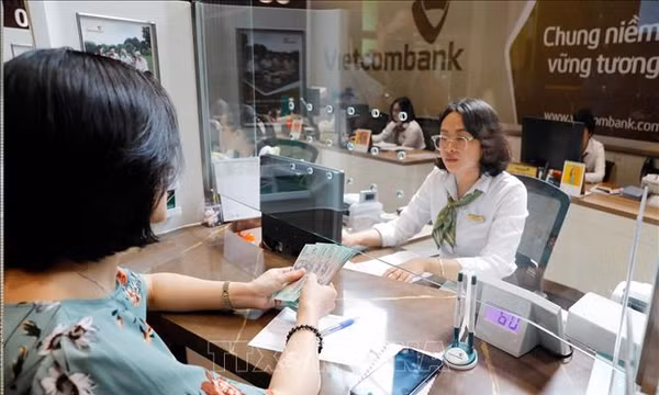 Doanh nghiệp chịu sức ép chi phí vốn trước mùa kinh doanh cao điểm