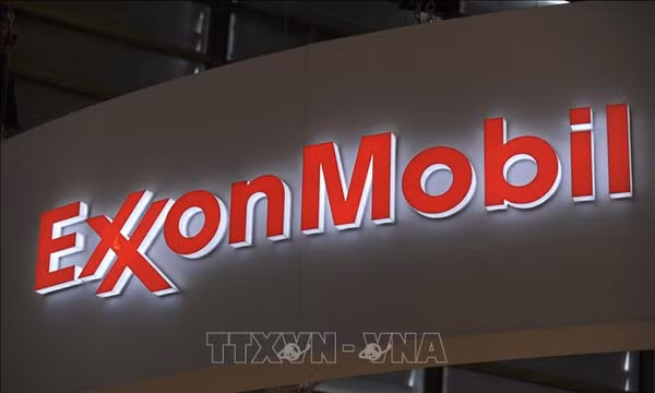 Biểu tượng ExxonMobil. Ảnh: AFP/TTXVN (Không được sử dụng, chia sẻ bởi bên thứ ba)