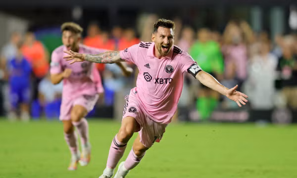Messi ghi bàn đẳng cấp ngay trận ra mắt Inter Miami
