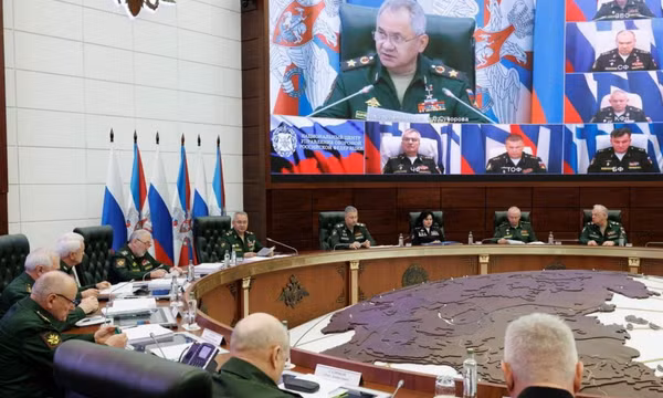 Chỉ huy Hạm đội Biển Đen xuất hiện sau khi Ukraine nói đã thiệt mạng ở Crimea