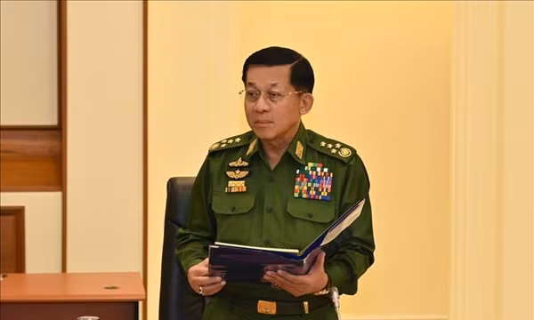 Thống tướng Min Aung Hlaing được đề cử làm ứng cử viên Phó Tổng thống Myanmar