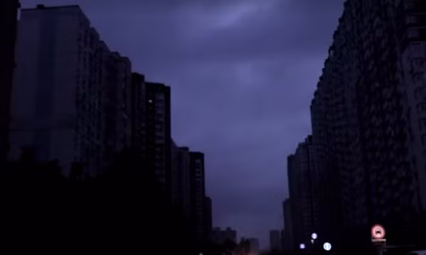 Thủ đô Kiev của Ukraine chìm trong bóng tối sau vụ không kích của Liên bang Nga