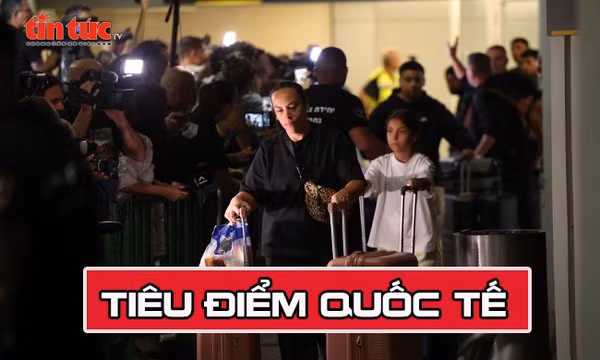 Tin tức TV: Chuyến bay suýt trở thành thảm họa