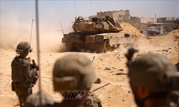Quân đội Israel bắt đầu tiến vào đường hầm dưới bệnh viện Al-Shifa lớn nhất Dải Gaza