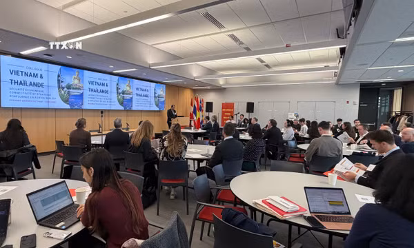 Thúc đẩy hợp tác từ Đối tác chiến lược Việt Nam-Canada