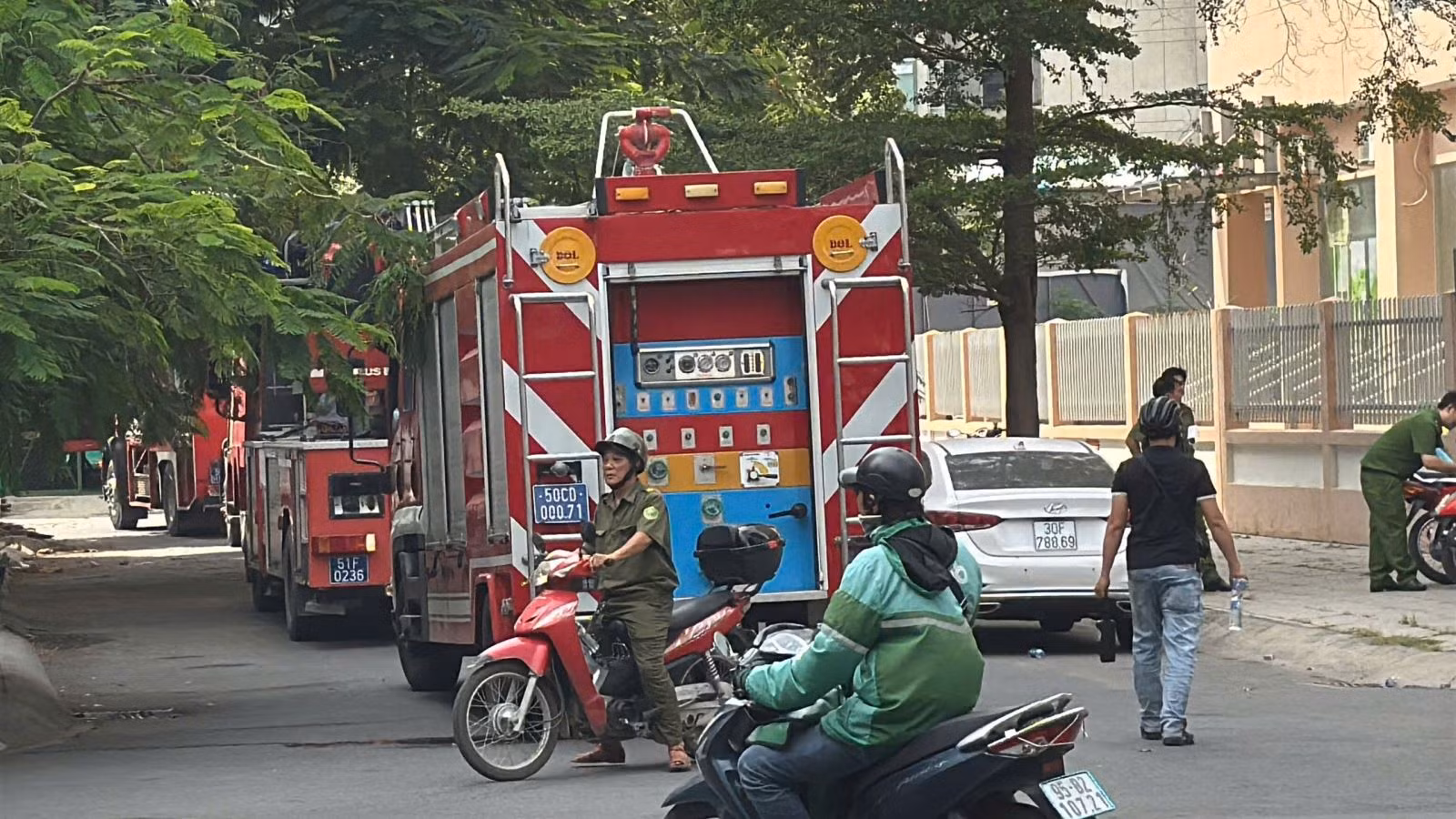 Chú thích ảnh