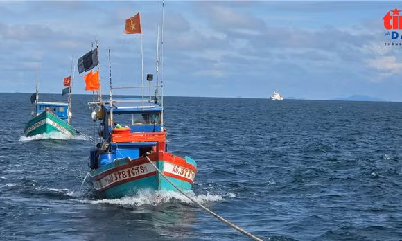 Nhắc nhở hơn 200 lượt tàu cá mất tín hiệu giám sát hành trình